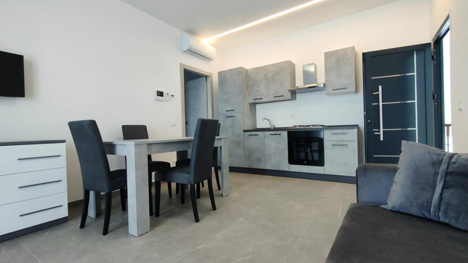 Villa Borghesi Suites Fronte Mare 리미니 외부 사진