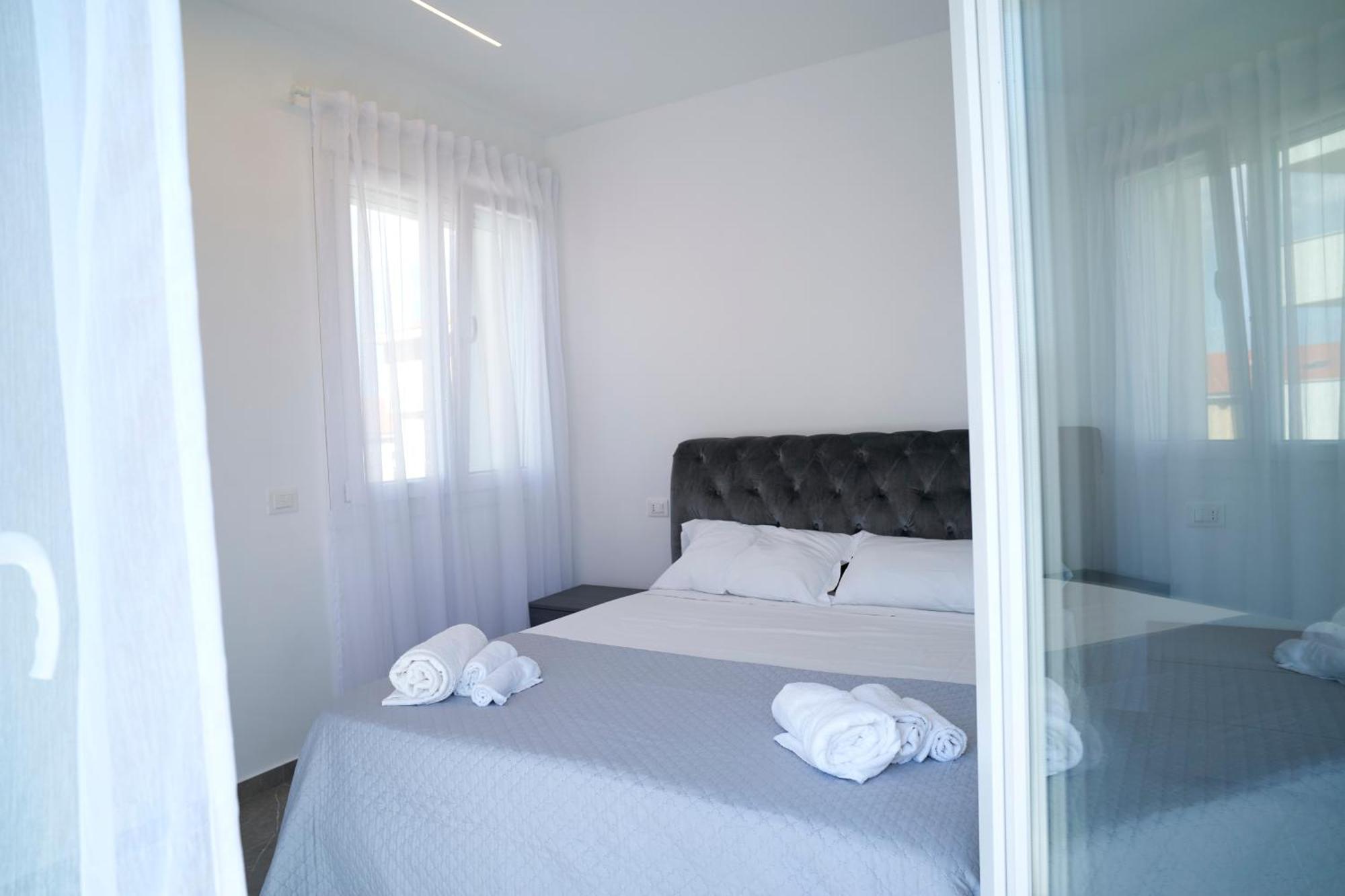 Villa Borghesi Suites Fronte Mare 리미니 외부 사진