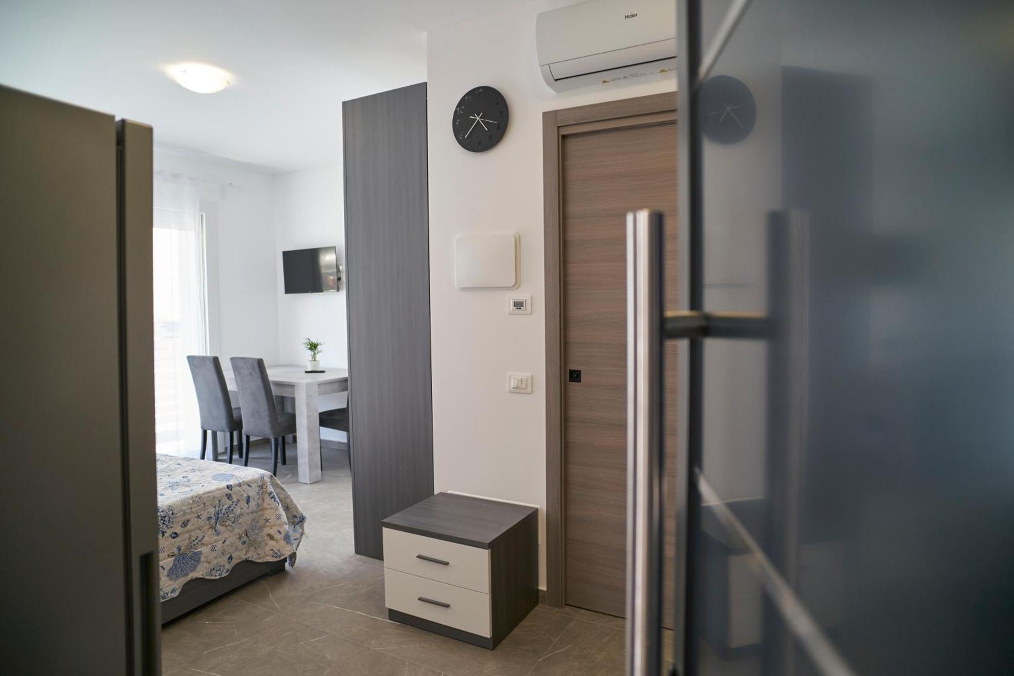 Villa Borghesi Suites Fronte Mare 리미니 외부 사진