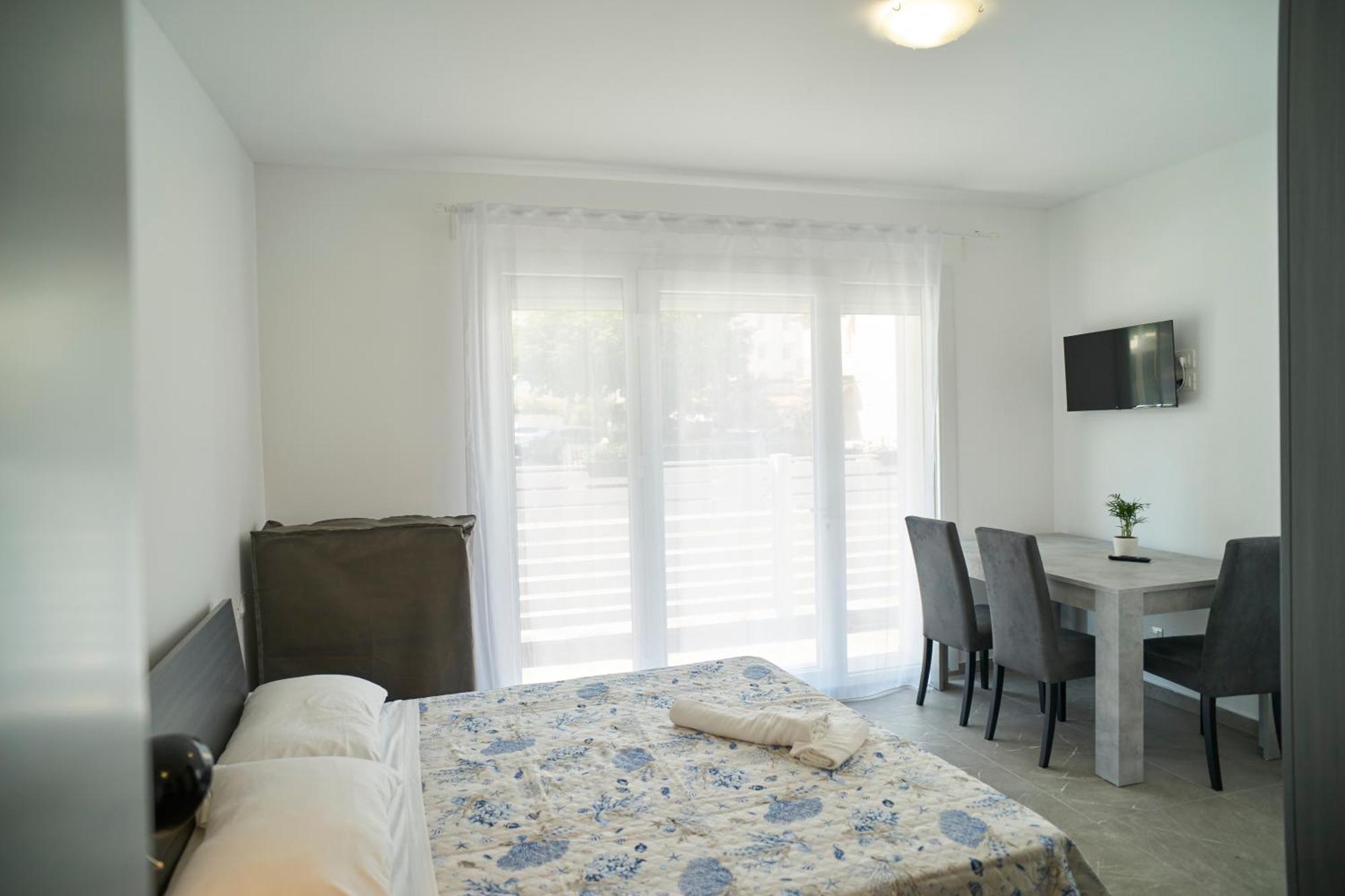 Villa Borghesi Suites Fronte Mare 리미니 외부 사진